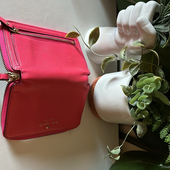 Kate spade, small, zippered, wallet - Picture 9 of 9